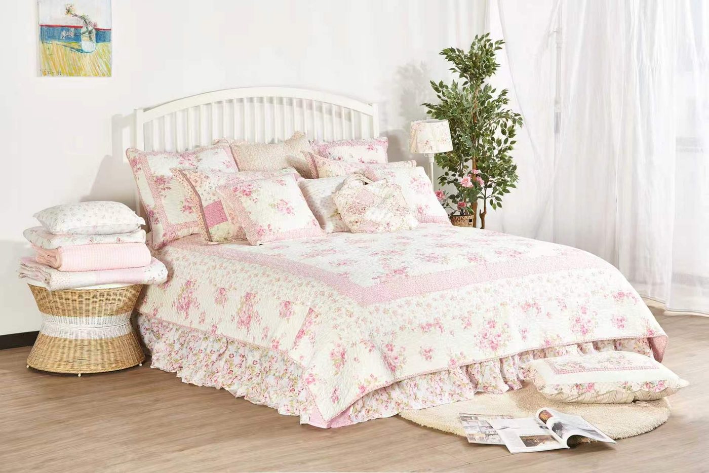 Custom printed quilt and bedding set
