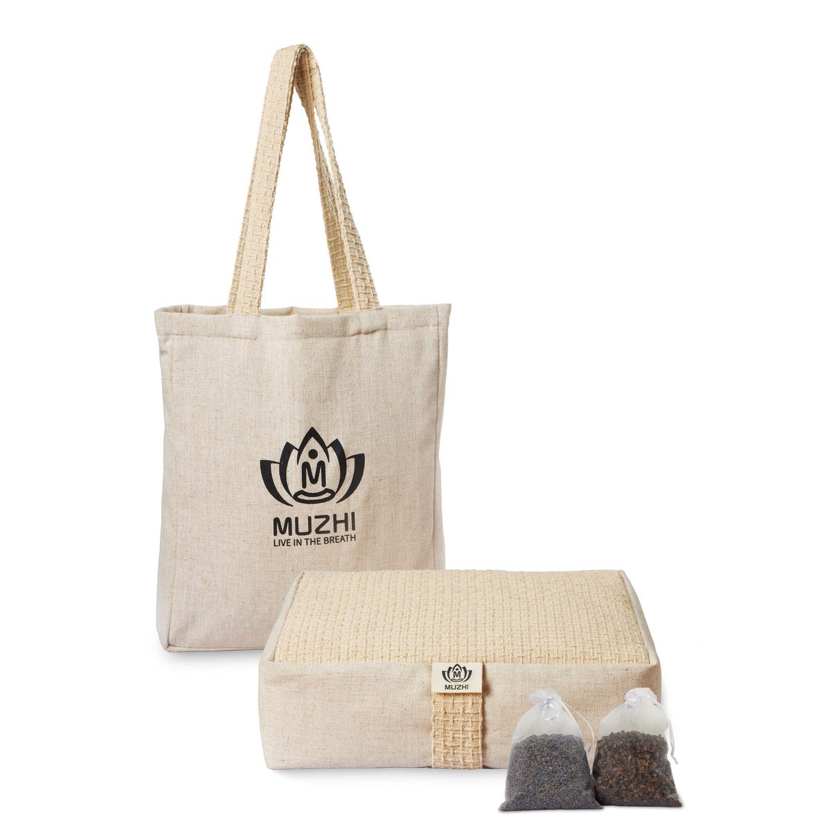 Cushion set with tote and filling bags